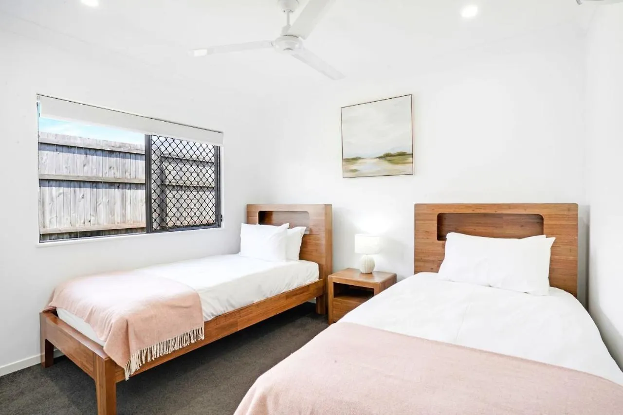 Villa Cattana Smithfield Australia